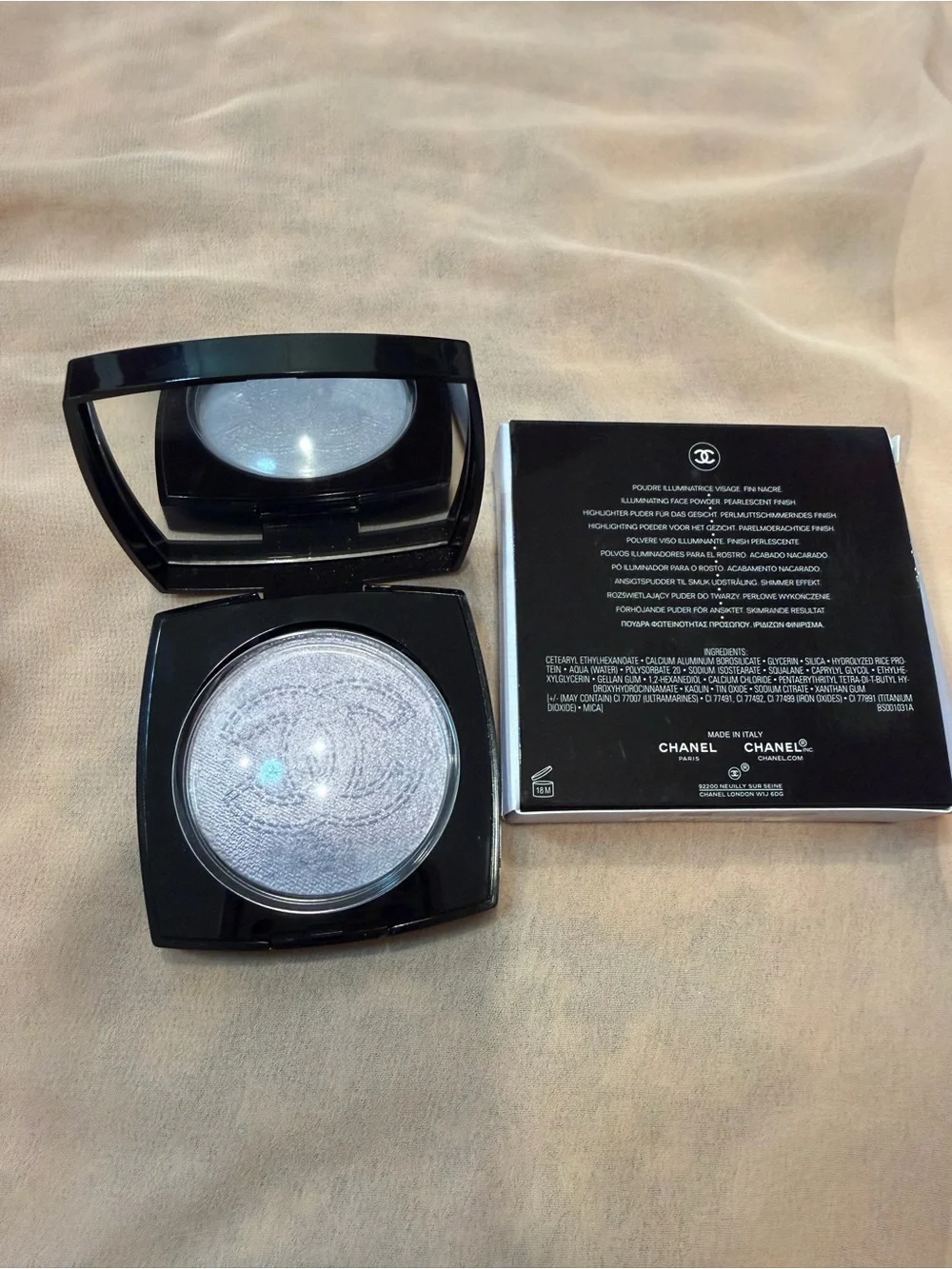 CHANEL Coco Denim Illuminating Powder